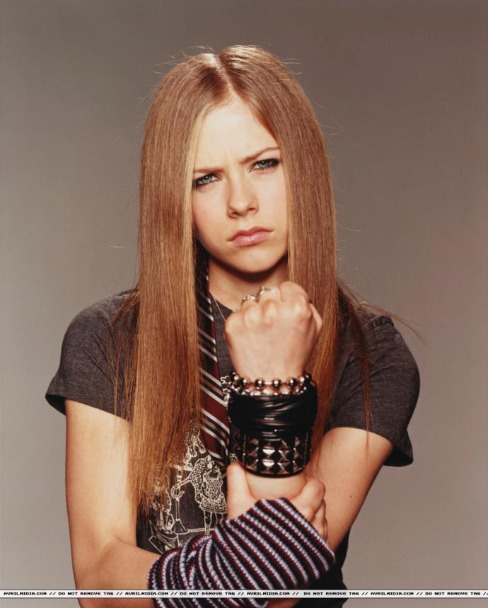 what is avril lavigne doing
